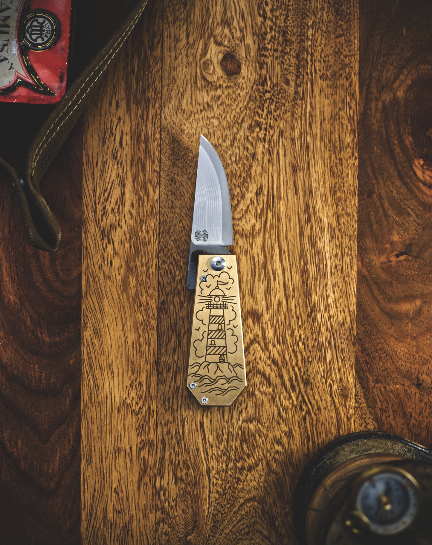 Coffin Friction Folder "Rough Sea"